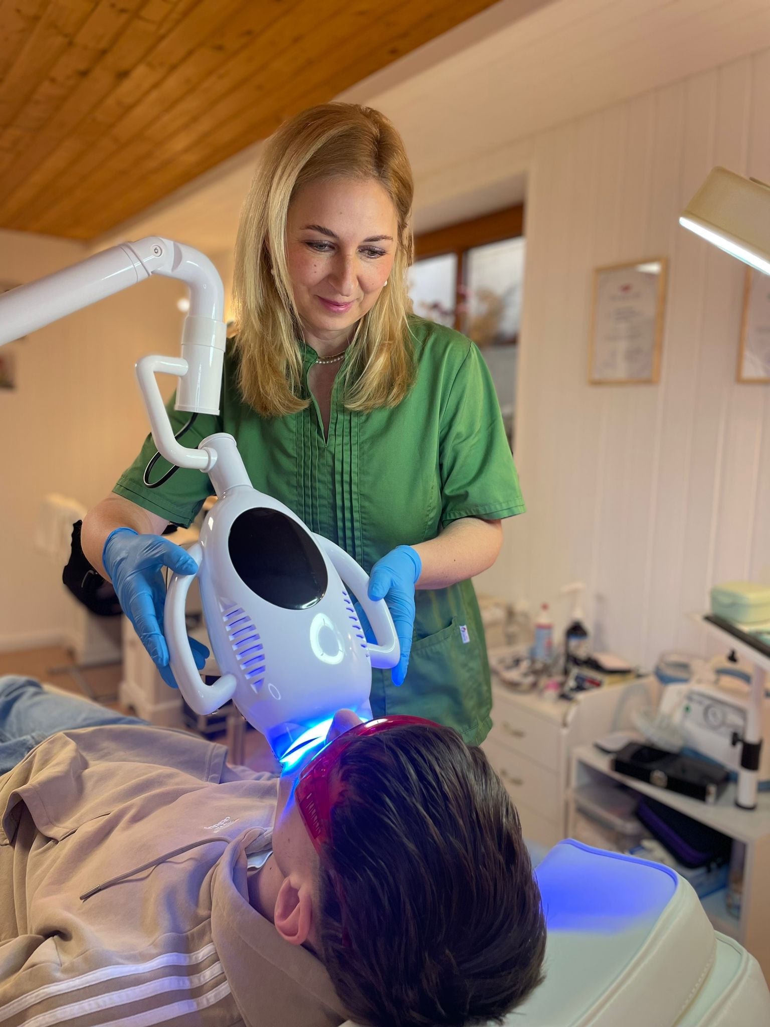 Behandlung im Studio – entspannte Atmosphäre